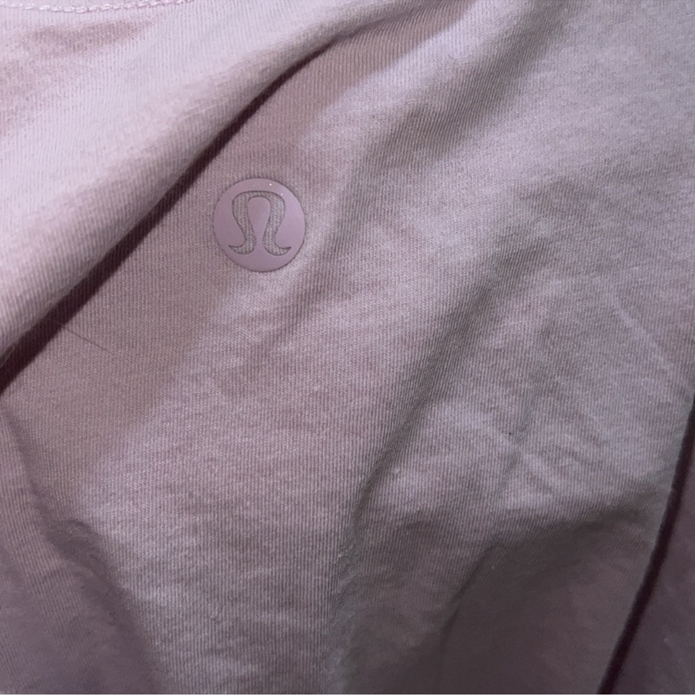 Lululemon Love Tee Short Sleeve V-Neck T-Shirt light Purple size 6 - Picture 9 of 10